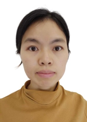 何女士照片